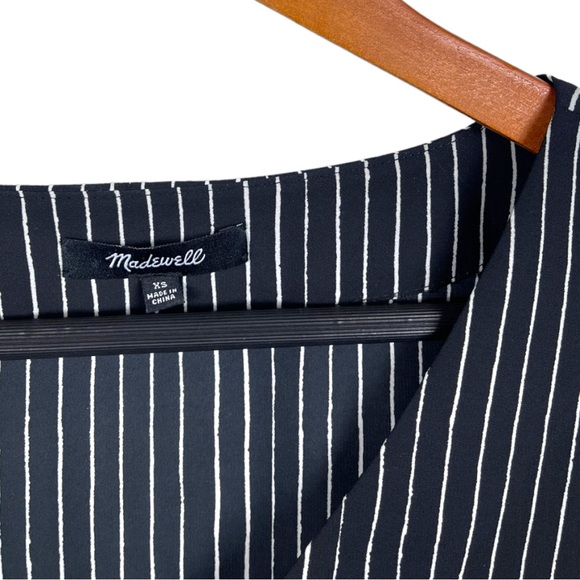 MADEWELL Novel Stripe Shift Dress Black XS V-Neck Casual Tee Dress - Picture 4 of 6